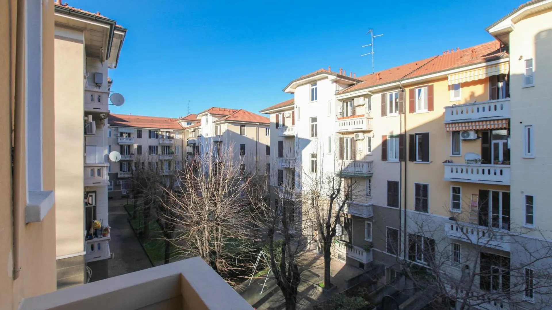 Cuore Dei Navigli - Your Home Milan 0*,  Italie